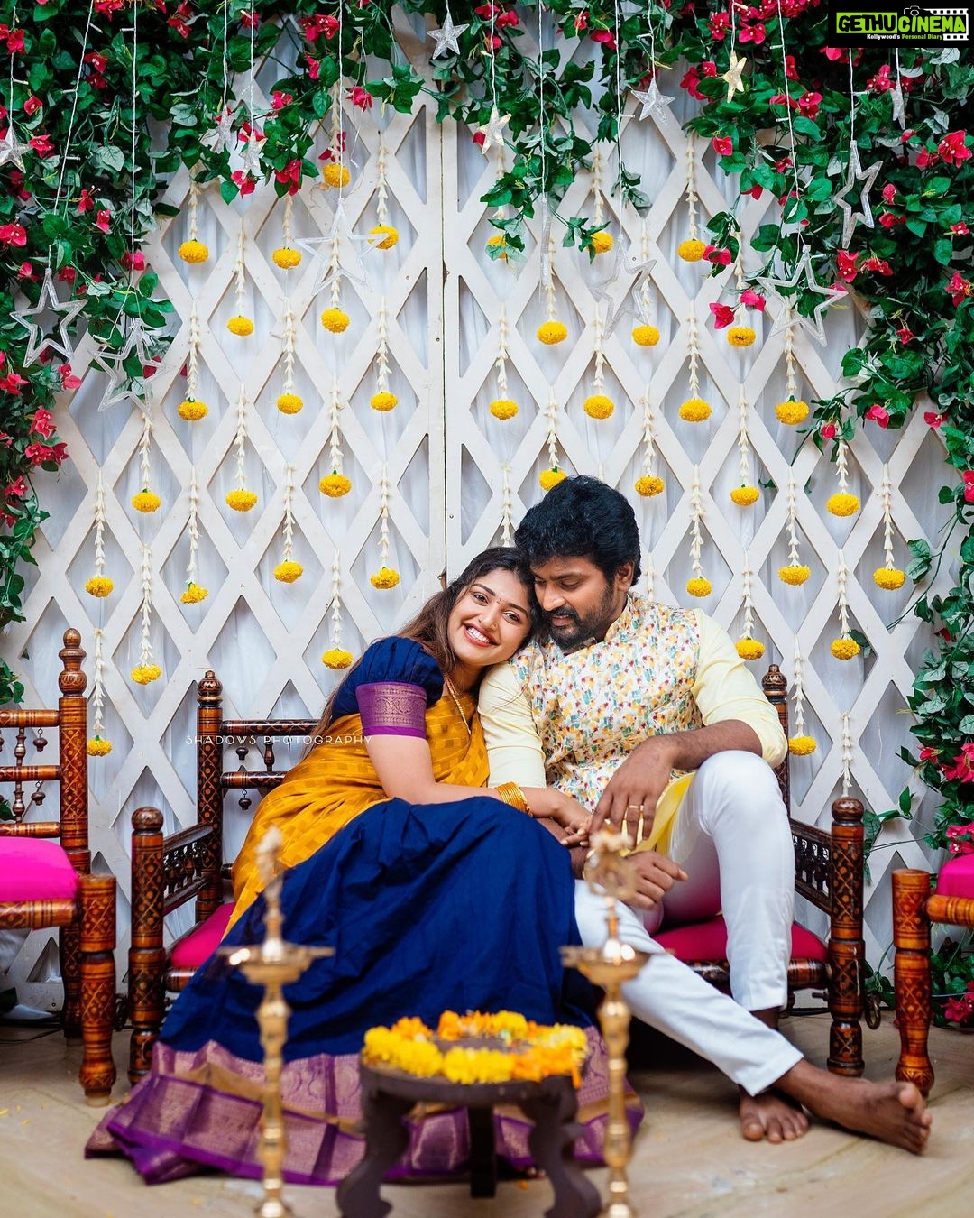 Shreya Anchan Instagram - You make me happy @sidhu_sid_official β€οΈ #ssthirumanam #sidshreya Thank you Priya Akka for this elegant yet beautiful half Saree π totally loved it ππ @priyaregan_mb @ivalinmabia Thank you @ngrmeeran2627 π€© I loved all the outfits that u have designed for @sidhu_sid_official π Well done brother π€© Thank you @aravinth_mehendi_makeup @aurora_mehandi_studio for the outstanding mehendi ππ€© You both are excellent in what you do π€