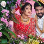 Shreya Anchan Instagram - You’re my hearts dancing partner & I could dance forever with you ❤️ @sidhu_sid_official ❤️ #receptionlook #ssthirumanam Photo credit : @ajay_shadowsphotography @shadowsphotographyy Decor : @weddingchakra Lehanga: @diadembridal Sidhus outfit : @ngrmeeran2627 Makeup : @lakshmiajay_makeupartistry Hair stylist : @mani_stylist_ Jewels : @new_ideas_fashions Mehendi: @aravinth_mehendi_makeup @aurora_mehandi_studio Saree draper : @sareedrapist Flowers: @reesribridalflowers