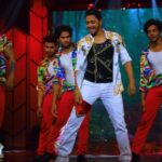 Shreyas Talpade Instagram - Lights. Camera. Filmfare. #throwback to an amazing night!