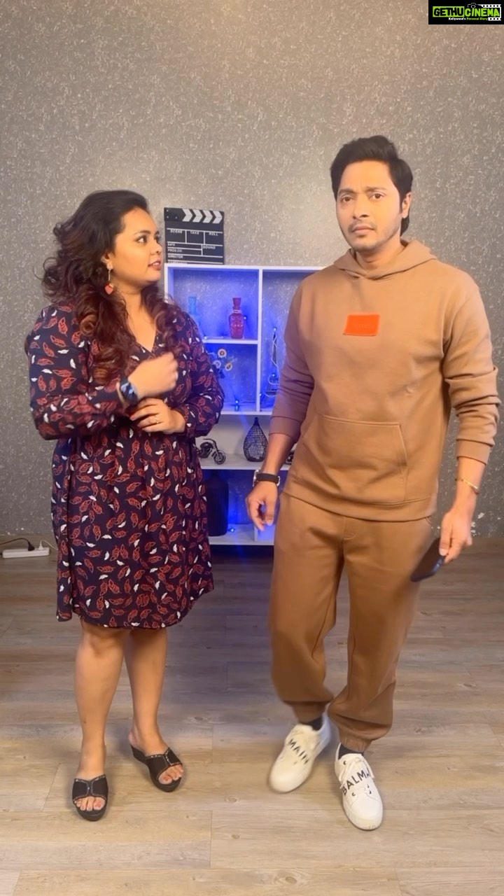 Shreyas Talpade Instagram - @shreyastalpade27 aap kaise ho ? … #actor #shreyastalpade #rjurmin #agdiwow #reel #reels #reelitfeelit #reelkarofeelkaro #reelsinstagram #funny #laugh #funnyvideos
