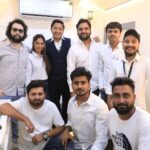 Shreyas Talpade Instagram – The entire team in white, in a white van, with white colored AC …and guess what…this was not planned. When the team thinks in the same direction as one big family the outcome is always all 🤍

PS. Don’t miss the white remote and white bottle on the white colored table 😝

#backstage #dreamteam