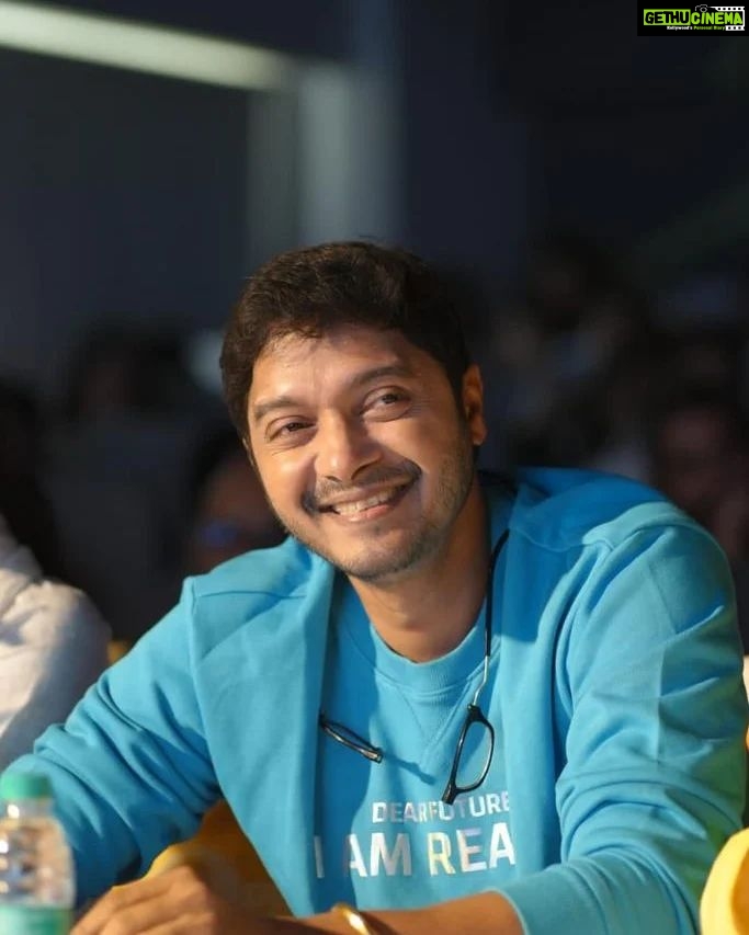 Shreyas Talpade Instagram - From following our budding little scientist, little engineer, little chef, little artist, little academician for all her events…to judging the prestigious one-act play competition of the seniors…the 3 day Inspirus 2023 fest at @jbcn_oshiwara not only Inspired me but Amazed as well. A huge round of applause for the Management team, Teachers, Support staff, Parents & the fantastic learners for making this a biggg success. 👏👏👍👍🔥🔥 #jbcn #school #competition #nostalgia #festivities JBCN International School, Oshiwara