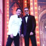 Shreyas Talpade Instagram - About Last Evening ✨ Do Host Bane Dost at Dadasaheb Phalke Awards 2023! @ronitboseroy bhai you're such a darling and all I can say is...Picture अभी बाकी है मेरे दोस्त! Would love to work again and again with you. #dadasahebphalkeawards