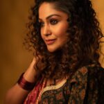 Shritha Sivadas Instagram - 🌟 @sshritha_ Photography: @sanojkumar123 Costume: @byhand.in Styling: @ayshashamna Makeup: @vikas.vks.makeupartist Hair: @antony.k.x Artist Management: @maxxo_celebrity Studio: @maxxocreative Spl Thanks: @rizwanmechoth #instagram #instagood #instadaily #instafashion #in #curls