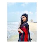 Shritha Sivadas Instagram – ⬅️swipe left , swipe right ➡️. Behind the photoshoot . Jewellery @lolstudiops ♥️ clicks 😎  #iphonography @pranavraaaj