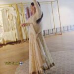 Shriya Saran Instagram - Ghungroo baje re❤️. . . #shriyasaran @shriya_saran1109 #reelswithtahirjasus #jasus007 #bollywood