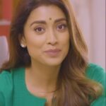 Shriya Saran Instagram - Hey! Do you want to know how I manage a healthy lifestyle?😀 Well, here’s MY SECRET! I always eat healthy food, made in HEALTHY COOKWARE. And for cooking my healthy food, I totally trust The Indus Valley - India’s No. 1 brand that offers ONLY healthy cookware👌, 100% free from any chemicals or toxins. I never use chemical coated non-stick or aluminium cookware. They are not good for our health as they release toxins into our food😥 So why buy toxic coated cookware and harm your family’s health? Like me, make the switch to healthy cookware with The Indus Valley and enjoy a healthy lifestyle💚 @theindusvalley #TheIndusValley #MissionHealthyKitchen #Ad #lifestylesecret #ShriyaSaransecret #Cookware #Kitchenware #HealthyCookware #SafeForChildren #HealthyCooking #HealthyFood Make up @makeupbymahendra7 Hair @priyanka_sherkar1 @media9manoj