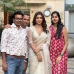 Shriya Saran Instagram - Thank you to my incredible team @media9manoj is missing in the picture Make up @makeupbymahendra7 Hair @priyanka_sherkar1 Spot Suniel dada Thank you guys .