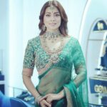 Shriya Saran Instagram - @goyazsilverjewellery Wearing @sithara_kudige Make up @makeupbymahendra7 Hair @yogitasheth96
