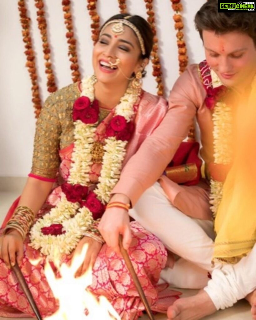 Shriya Saran Instagram - Happy anniversary @andreikoscheev