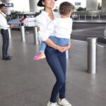 Shriya Saran Instagram - Off we go !!!! Aeroplane ride today