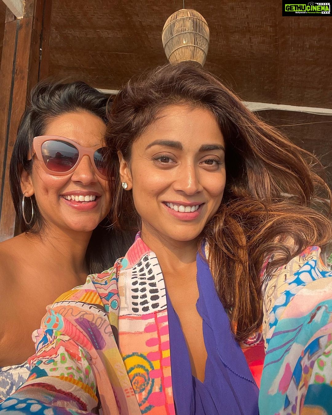 Shriya Saran Instagram - A day in Goa !!!! So worth it , thank you Love you guys @dhrutidave @rahullings @therahulaggarwal @suparnamoitra_