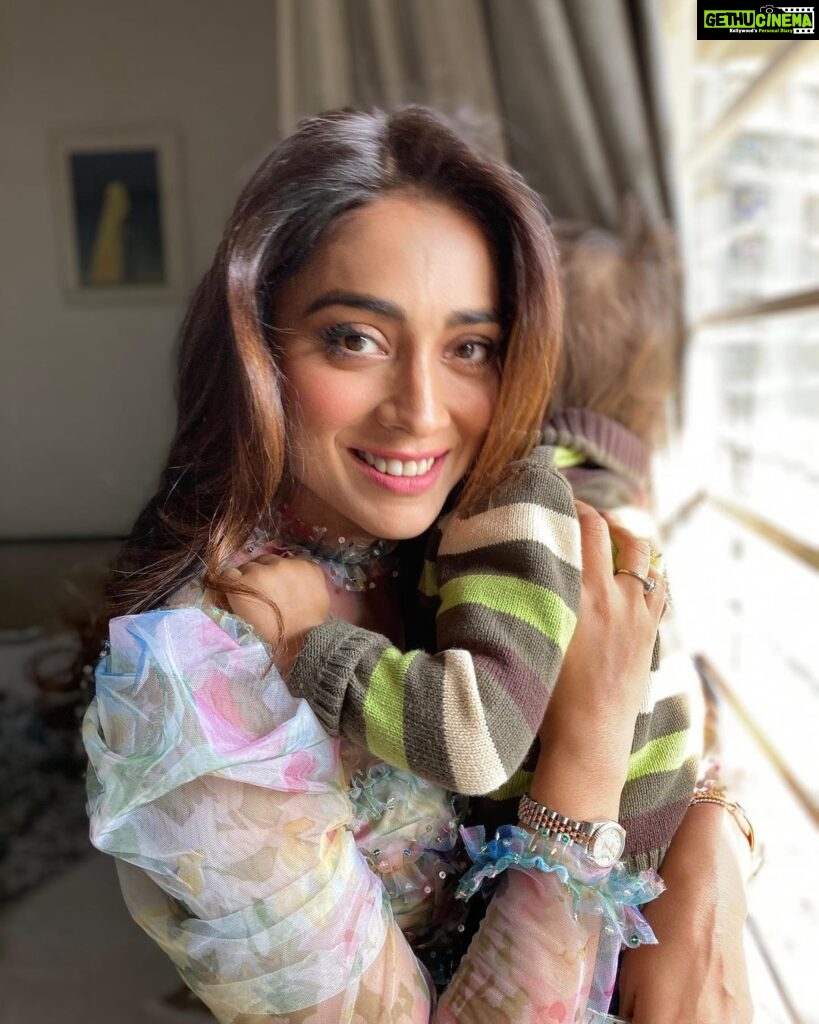 Shriya Saran Instagram - Pure love ❤️ Absolutely love this dress by @gauriandnainika Wore it twice this week already. Im going to recycle my clothes this year Shot by @andreikoscheev Makeup @mukeshpatilmakeup Hair @priyanka_sherkar1 Outfit @gauriandnainika
