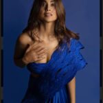 Shriya Saran Instagram - Thank you, Grateful 😇 Outfit- @rimzimdaduofficial Jewellery- @misho_designs Styled by- @anishagandhi3 & @rochelledsa Photography- @harshphotography11 Make up @praveenmakeup Hair @priyanka_sherkar1