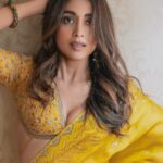 Shriya Saran Instagram - Thank you @sithara_kudige for this stunning yellow saree. I absolutely love it . Thank you @praveenmakeup @priyanka_sherkar1 for hair make up Thank you @arunprasath_photography for pictures. Thank you @rchandrumovies for making me part of @kabzaamovieofficial