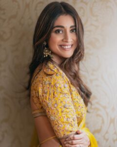 Shriya Saran Instagram - Thank you @sithara_kudige for this stunning yellow saree. I absolutely love it . 
Thank you @praveenmakeup 
@priyanka_sherkar1 for hair make up 

Thank you @arunprasath_photography for pictures. 

Thank you 
@rchandrumovies for making me part of @kabzaamovieofficial