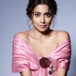 Shriya Saran Instagram - Outfit @gauriandnainika Make up @makeupbymahendra7 Hair @yogitasheth96 Photographer @venurasuri Nails @_teasedrybar