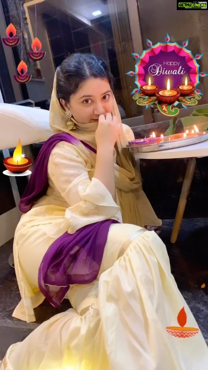 Shriya Sharma Instagram - Happy Diwali 🪔 ✨