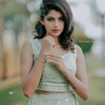 Shruthi Rajanikanth Instagram - Dive down 🍃🍃 Costume @anmazingfactory Mua @sooryakrishna Edits @colour_gallery 📸📸📸📸@aline_varghese_joseph Special thanks @nomadic_frames