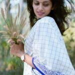 Shruthi Rajanikanth Instagram - എന്റെ ചന്തത്തെ താലിപ്പൂ ചാർത്താൻ വരുന്നവനാരാണോ 🥰😍 Costume @kerala_bygone_fashion 📸 @nomadic_frames