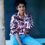 Shruthi Rajanikanth Instagram - Sometimes its a messy day and a careless life which makes the correct proposition 🦋🥳💯 Thank ypu @mens___land for this outfit 😍 📸 @nomadic_frames