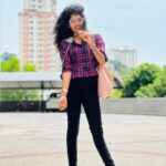 Shruthi Rajanikanth Instagram – She glows differently 🥰🌟✨ 

#missingyou #happyface