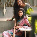 Shruthi Rajanikanth Instagram - Childhood friends <3 US . . . . . @adil.shan_ camera . . . #saree #sareelove #keralagram #instafashion #instadaily #sonyalpha #sony #photooftheday #aesthetic #light #lightroom #styling