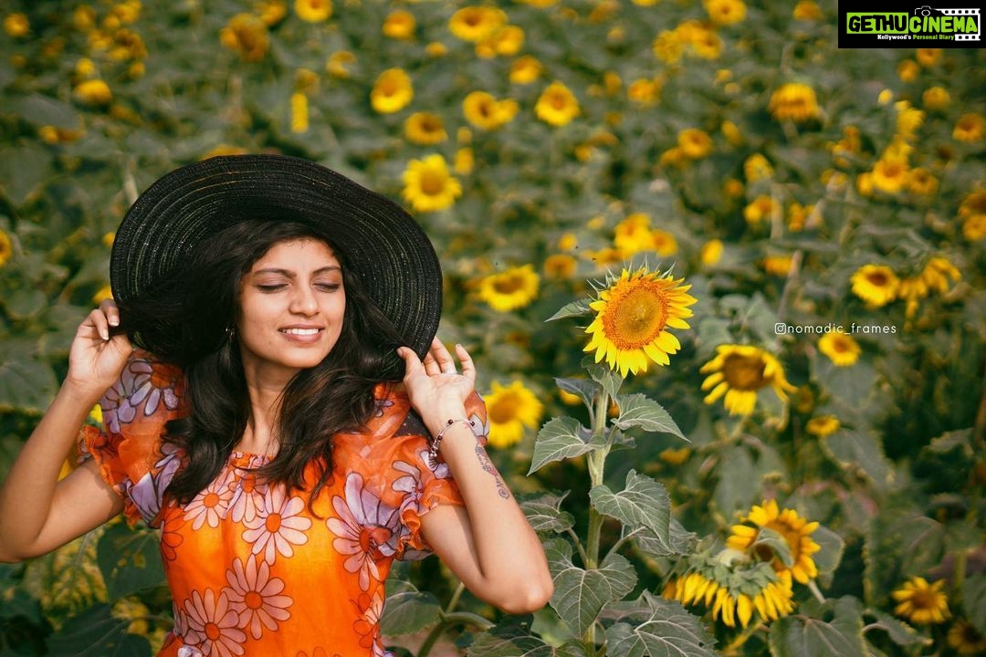 Shruthi Rajanikanth Instagram - I bloom in a different way 🦋🌼 📸 @nomadic_frames