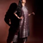 Shruti Haasan Instagram - 🤎🧱🍂 Suit set @payalkhandwala Earrings @sangeetaboochra @tinkara.retail Stylist @neeraja.kona Asst stylist @manogna_gollapudi Hair @noori_hairstylist Makeup @prakatwork Photographer @kalyanyasaswi
