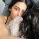 Shruti Haasan Instagram - I woke up this birthday blessed and happy and grateful beyond words for the life and love I have … every year I make a wish when I blow out my candles and this year instinctively I just wanted a wish for all of us to be happy literally everyone getting what they truly need - and I guess that’s what they meant about getting older and wiser 🤣 you soon realise that you are made up of the energy and world around you and you aren’t this solo warrior all the time .. I’m truly thankful for the beauty of the brilliant souls around me 🧿 on my birthday my wish for you is that you are seen that you are heard and that you are loved for the unique and lovely person you are
