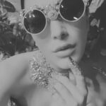 Shruti Haasan Instagram - Presenting my new series of random photo and video dumps 💩