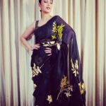 Shruti Haasan Instagram – Saree not saree 😁
.
.
.

Saree @labelearthen

Accessories @palmonas_official
@auorstudio

Stylist @neeraja.kona

Asst stylist @manogna_gollapudi 
HMU @prakatwork 

📸 @dimensions.dmns Chennai,Tamilnadu