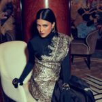 Shruti Haasan Instagram - 🖤🧿🌙 Styled by @profanayty Assisted by @whyshestyled Wearing @korvaiindia @_huemn @studio.metallurgy 📸 @mohitbhatia91 🏨 @theclaridgesnewdelhi 💇🏻‍♀️ @noori_hairstylist