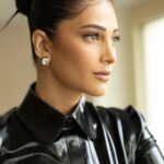 Shruti Haasan Instagram - Cannes again .. today was wonderful at the @breakingthroughthelens event for the action grant supported by @chopard - supporting story telling and the sisterhood - I love this . . . Hmu @alisamakeupbar 📸 @stefdelavega