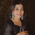 Shruti Ramachandran Instagram - For the promotions of Neeraja :) 📷 : @sk_abhijith Styling : @keepitstylish_by_ammu @styledbyammu Make up : @rizwan_themakeupboy Wearing- @kavana.in Accessories : @aathvya Assisted by @ami_stad________