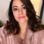 Shruti Sodhi Instagram - SELFIE videos and photos- some clicked for myself and some for the gram but never made it to the grid in 2022. Though it did now in 2023☺️🤳💖 also RHTDM has the bestttt music ever! (Even mixes of it) #shrutisodhi #selfie #throwbackthursday