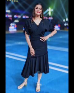Shruti Sodhi Instagram - 🖤🖤🖤🖤🖤 #shrutisodhi 

Stylist- @rochelledsa @anishagandhi3 
Asstd by- @divijaashishupal 
Outfit- @houseofaraish 
Footwear- @chinicdesigns 
Jewellery- @blingthingstore 
Makeup- @makeupbybablu @glazoschool 
Hair- @gurmukh_singh07