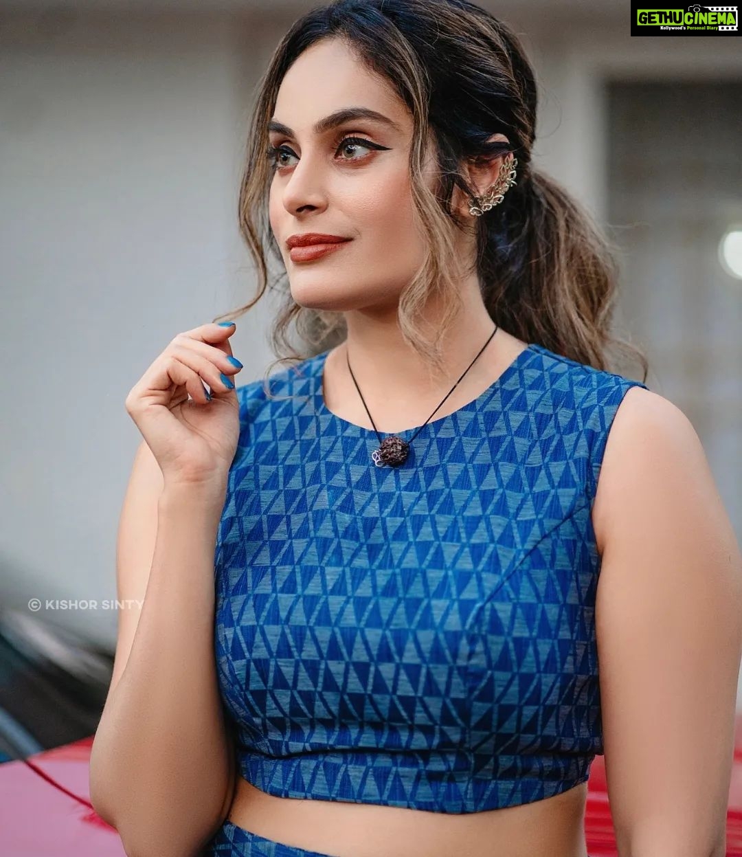 Shrutika Instagram - Costume @malarvikrambridalcouture Photography @sinty_boy Postwork @siva_retouch #blue #blues #hue #photooftheday #shoot #photography #photoshoot #porsche #car #red #lit #live #spreadpositivity #instagram #instagood #instapic #post #instapost #pic #pose #posesforpictures #love #thoughts #instalike