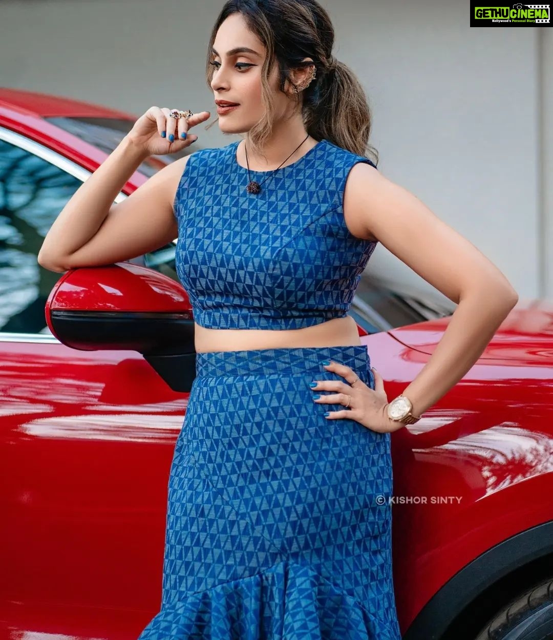 Shrutika Instagram - Costume @malarvikrambridalcouture Photography @sinty_boy Postwork @siva_retouch #blue #blues #hue #photooftheday #shoot #photography #photoshoot #porsche #car #red #lit #live #spreadpositivity #instagram #instagood #instapic #post #instapost #pic #pose #posesforpictures #love #thoughts #instalike