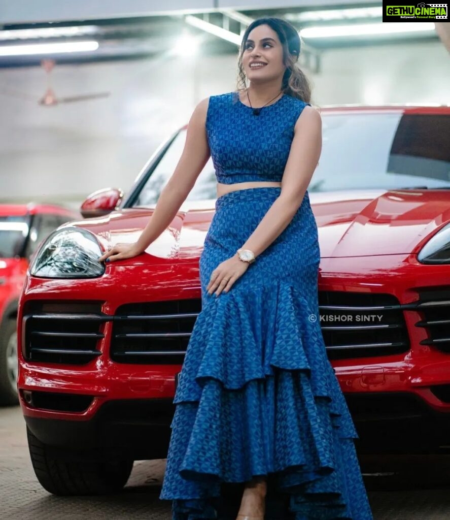 Shrutika Instagram - Costume @malarvikrambridalcouture Photography @sinty_boy Postwork @siva_retouch #blue #blues #hue #photooftheday #shoot #photography #photoshoot #porsche #car #red #lit #live #spreadpositivity #instagram #instagood #instapic #post #instapost #pic #pose #posesforpictures #love #thoughts #instalike
