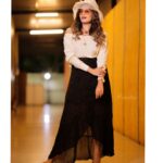 Shrutika Instagram - #pose #pic #picoftheday #camera #roll #action #cap #hawaii #look #vijaytelevision #television #vijaytv #kpychampions #instagram #instagood #coolers #cool #gogles #orange #shades #love #theme #spreadpositivity