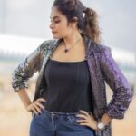 Shrutika Instagram – @director_thomson_vijaytv
@vijaytelevision
@prismatic_photography_7
#kpychampions #vijaytv #television #denim #jeans #pose #post #instagram #instagood #instapost #purple #pic #picoftheday #shoot
#shootday