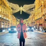 Shrutika Instagram – Christmas Celebration in the Besttt Place of the World – LONDON 🎄🎅 
#london #christmas #christmasreels #christmaslights #londonchristmas #HussainManimegalai Regent Street, London, Uk