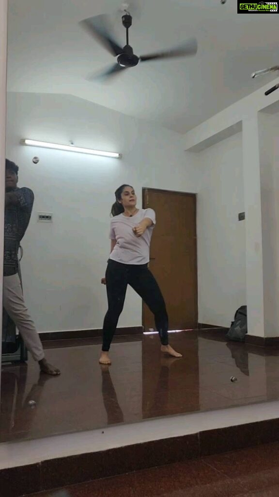 Shrutika Instagram - Jus started practicing for something exciting coming up !! And totally loving it❤ #dance #dancebabydance #loveforlearning #happy #excited #rehersal #practice #home #reelsinstagram #instagram