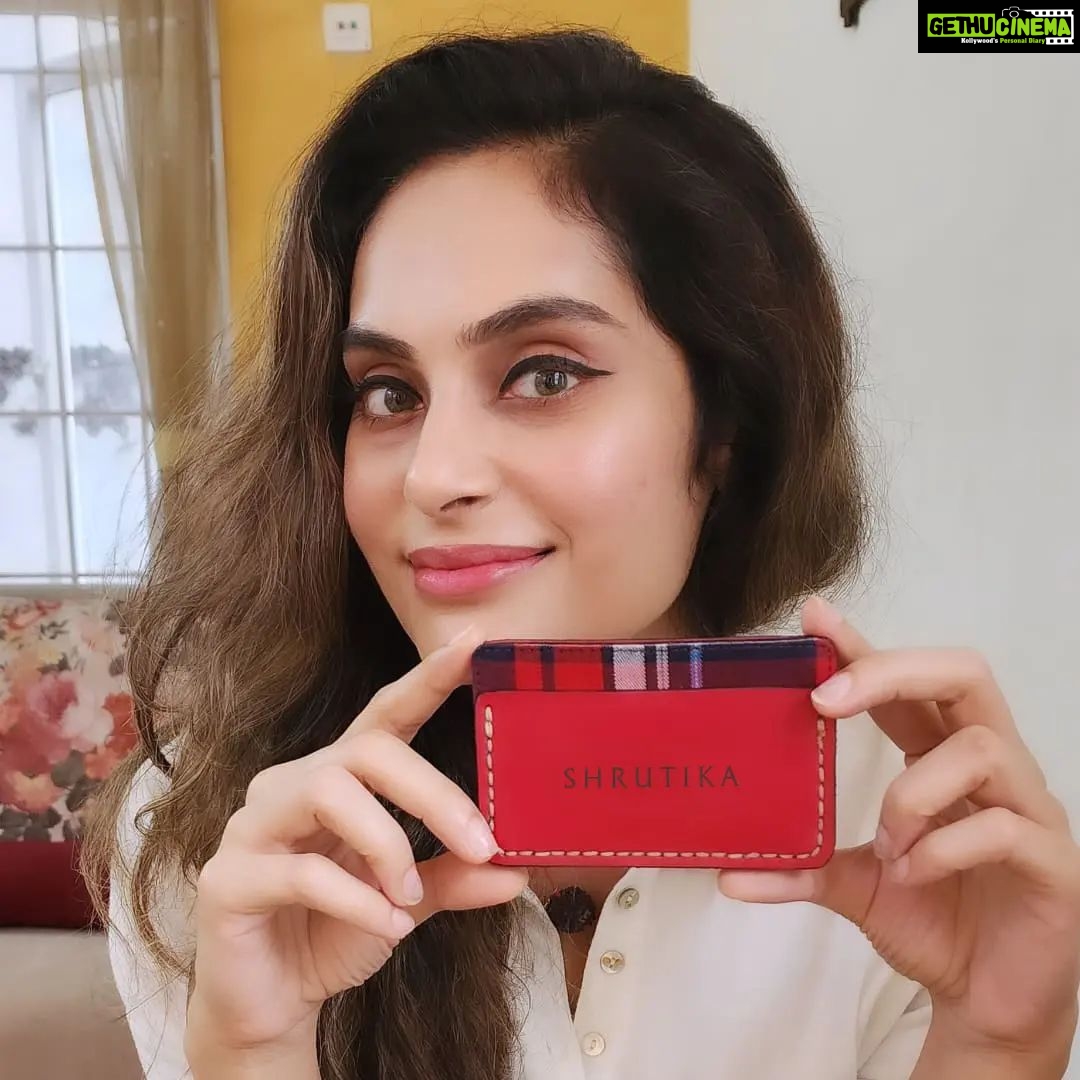 Shrutika Instagram - Shopping with a cause always gives u a satisfying buy! Where with every purchase a portion goes towards a specially abled woman or child's education!! Thank You @kaereslife for these Small Wonders. There's isn't a better term to describe these, as they are small & functional. Personalized with name. And crafted by the Specially Abled Women. #handcreatedbykaeres #shopwithpurpose #foracause
