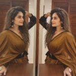 Shrutika Instagram – #sareedraping #saree #sareelove #waistbelt #outfits #fusion #pose #pictures #instapicture #instagramers #instalike #instastyles #tamil #happypeople #spreadlove #spreadpositivity #stayhappy #spreadjoy #coimbatore #events #people #love