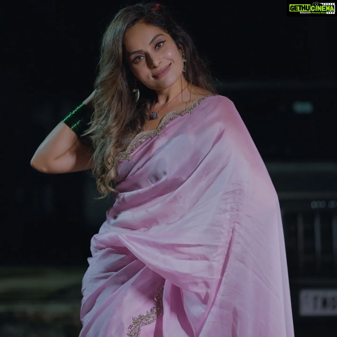 Shrutika Instagram - Photography @capture_crew_photo_graphy Saree @malarvikrambridalcouture Hair @vama_moirangthem Styling and make up @shrutika_arjun #sareedraping #saree #sareelove #indianwear #ethinic #galata #galataawards #pose #pictureoftheday #smile😊 #spreadpositivity #spreadhappiness #insta #instagramers #meta #instafashion #instapicture