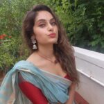 Shrutika Instagram – Mottaimadi vibes…Diwali Onset!

#Diwali #festival #terrace #mottaimaadiscenes #terracegarden #mood #indianwear  #ethnicwear #saree #sareelove #insta #instagram #instapicture #picoftheday📷