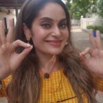 Shrutika Instagram - Some fun moments during shoot ....can never stay calm and composed😆 Costume @sripalasa #shoot #reelsinstagram #viruman #tamilsong #tamilcinema #sivakasi #crakers #pattas #fun #south #india #indianwear #indianjewellery #ethinicjewellery #ethinicwear #shootmode #reels #reelsindia #insta #instareels #reelsvideo #crackers #lovelypeople #spreadjoyandlove #positivevibes
