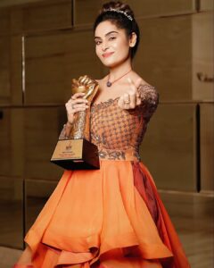 Shrutika Instagram - Thank u #Indian awards 2022,  for recognizing our work @haappyherbs natural skincare and haircare products,
Where we strive to give our best always.,bringing all the lovely people closest to nature in striving to give clean and green products for skin and hair ..bcos we @haappyherbs feel our lovely clients deserve only THE BEST ALWAYS AND STRIVE V.HARD TO TRY AND GIVE THEM THAT!😍

@haappyherbs 

@www.haappyherbs.com 
Link in bio

Costume @studio149
Photography @sinty_boy
Postwork  @shot_by_panneer
Makeup @artistrybyolivia
Hair @vama_moirangthem
Styling @shrutika_arjun

#award #skincare #haircare #feelingblessed #thankyou #thankyougod #thankyouclients #lovelyclients #happiness #insta #instagood #instagram #instapicture #ayurvedic #ayurveda #herbal #clean #green #haappyherbs #shrutika #ayurvedicskincare